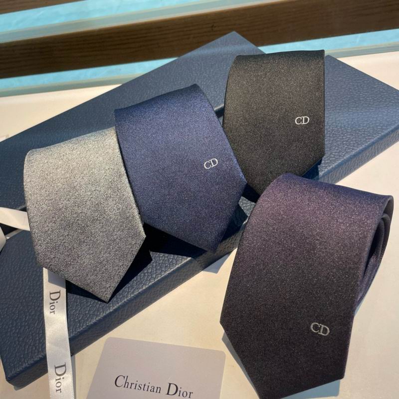 Dior Tie hm27